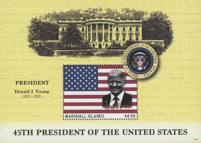 MFN128 - 2020 $4.50 Donald J. Trump 45th President of the United States, Mint Souvenir Sheet, Marshall Islands