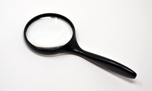 LS168 - 2 1/2" 3X Power, Hand-held Magnifier