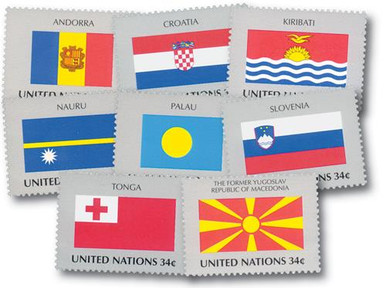 UN795-802 - 2001 World Flags - Mystic Stamp Company