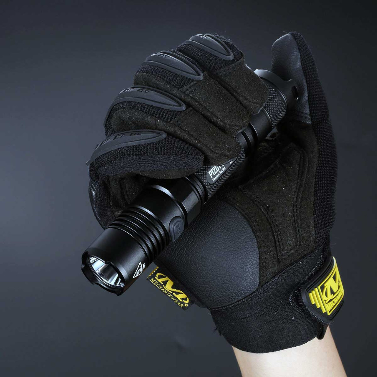 Nitecore P12GT Flashlight Beam Throw 367m XP-L HI V3 LED