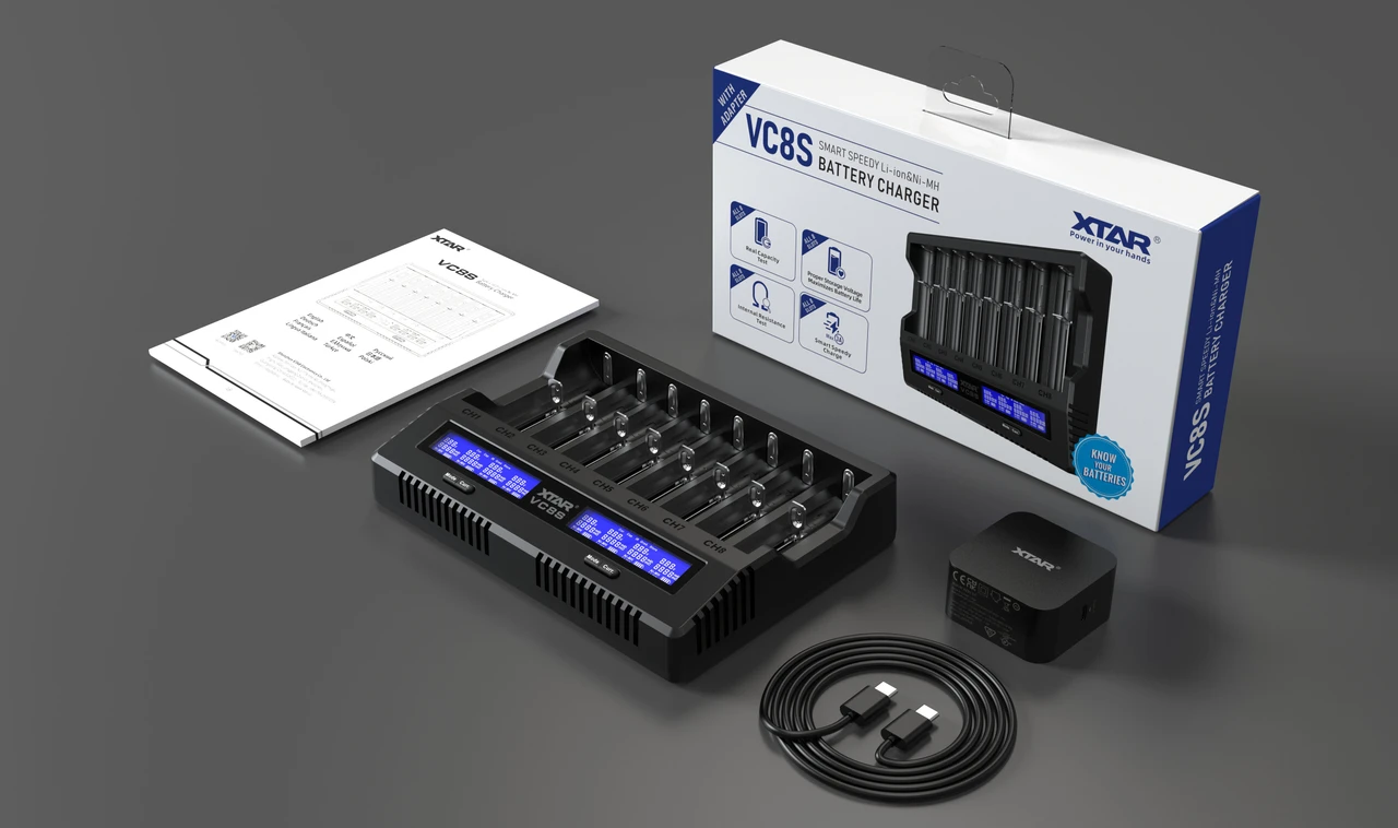 XTAR VC8S 8 Channel Smart Battery Charger