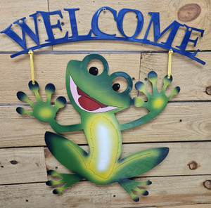 Fun frog wall or door hanging to greet you guests.