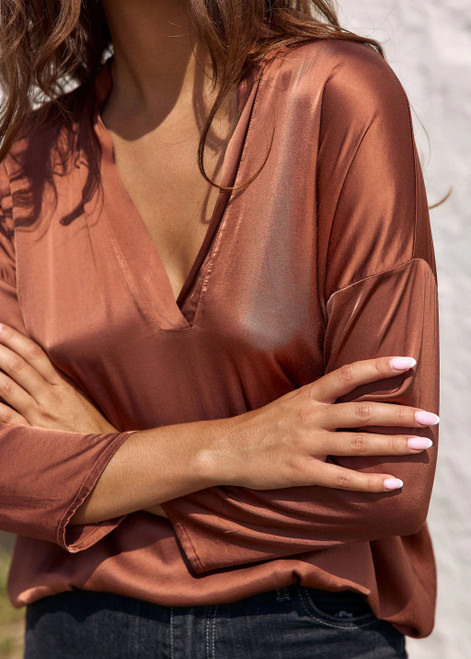 LAUREN VIDAL Short Viscose Shirt With Dropped Sleeves And A Warm Sienna Hue.