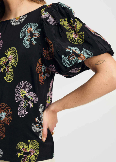 POM Black Top - Embroidery Sky Black | SP9136