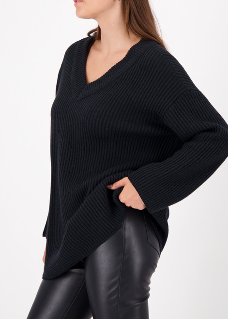 MONARI Black Long Knitted Jumper | 809576