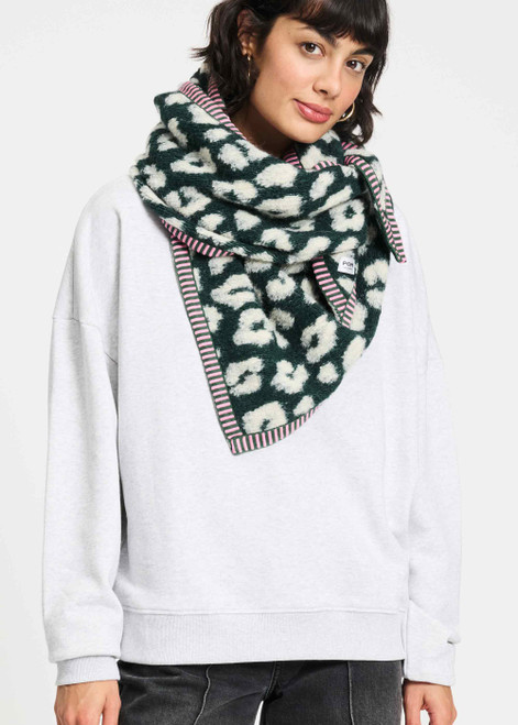 POM AMSTERDAM Green Shawl - Leopard Green | SP9413