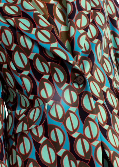 MARC CAIN Figure-Hugging Blazer With A Bold Graphic Design | WC3405J01
