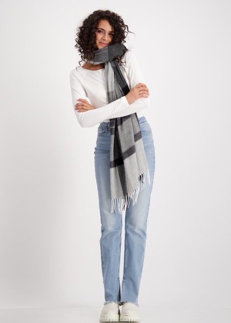 MONARI Gray Check Scarf With Tassels | 807719