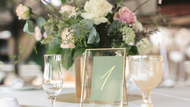 How to Choose the Perfect Glass Vases for Your Wedding Decor