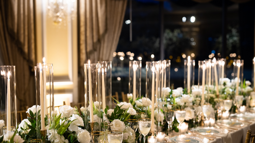 The Ultimate Guide to Wedding Candles: Styles & How to Use Them for a Magical Atmosphere