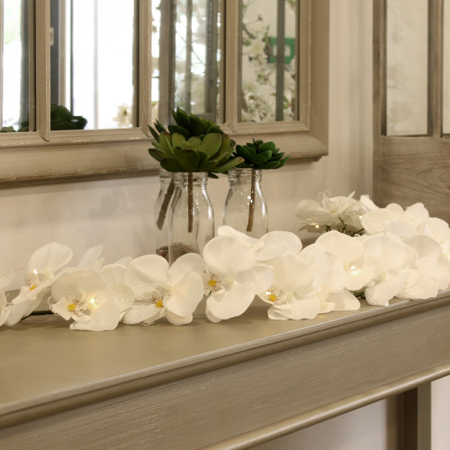White Orchid Garland (135cm) White Orchid Garland (135cm)