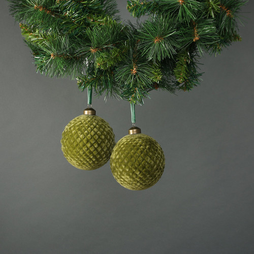 Neeve 10cm Glass Green Velvet Quilted Bauble (Set of 4)