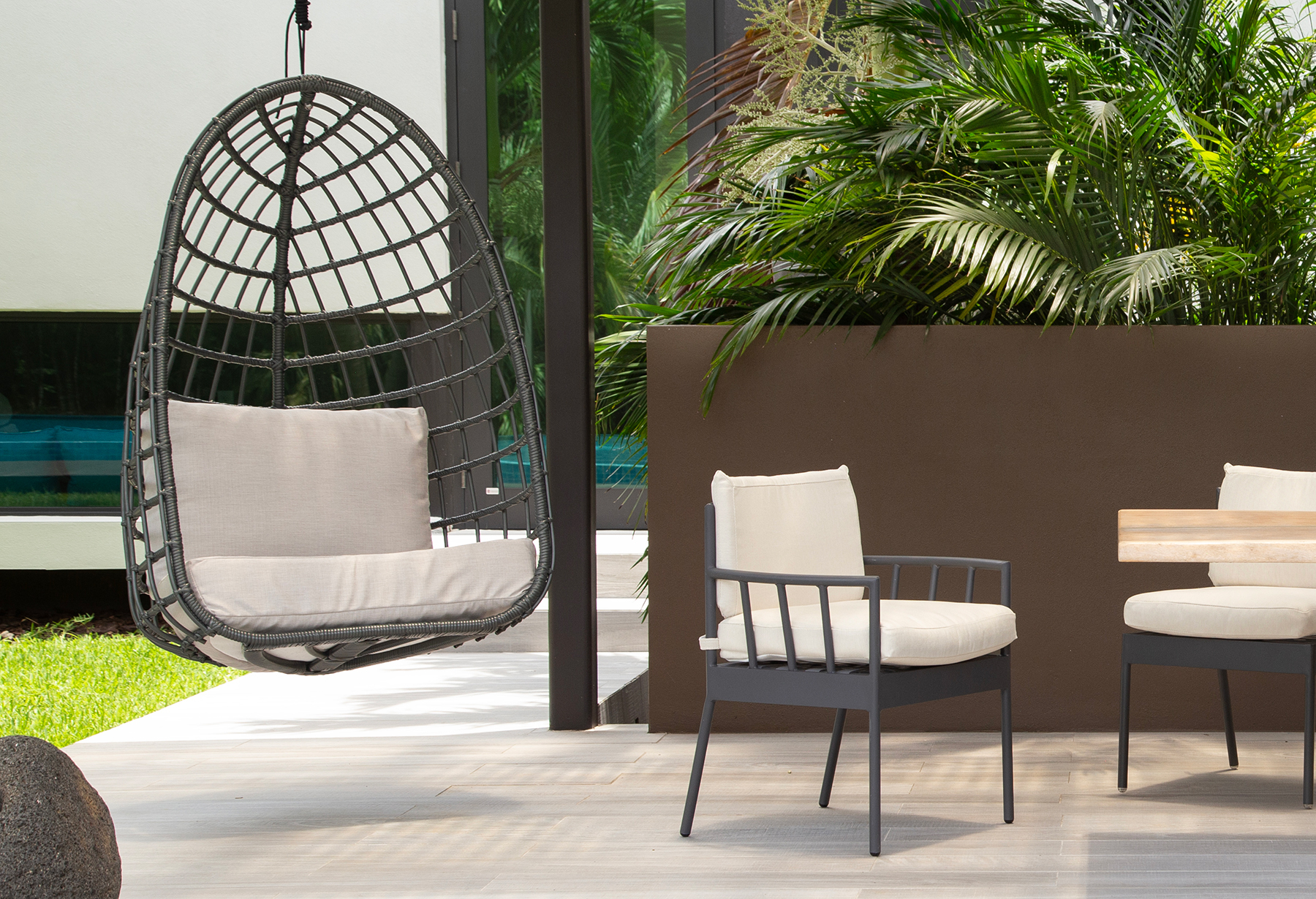 Kannoa Seating for the Outdoors