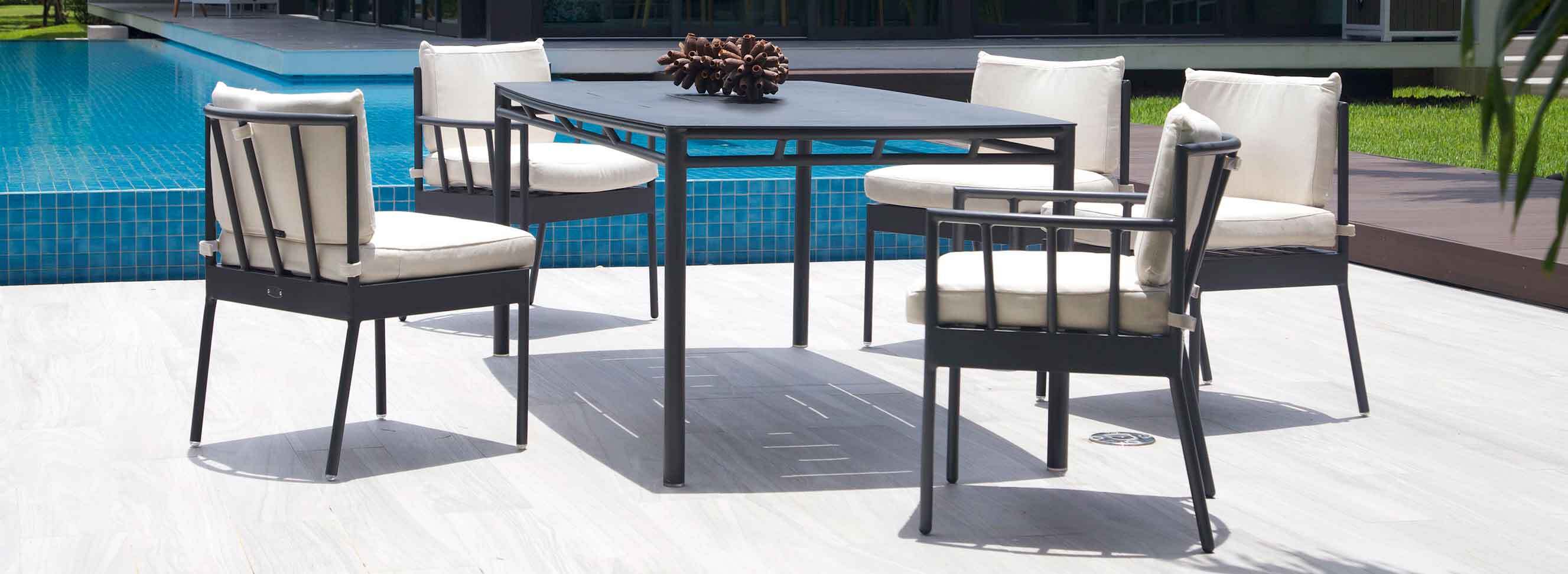 Kannoa Dining Tables and Chairs for the Outdoors