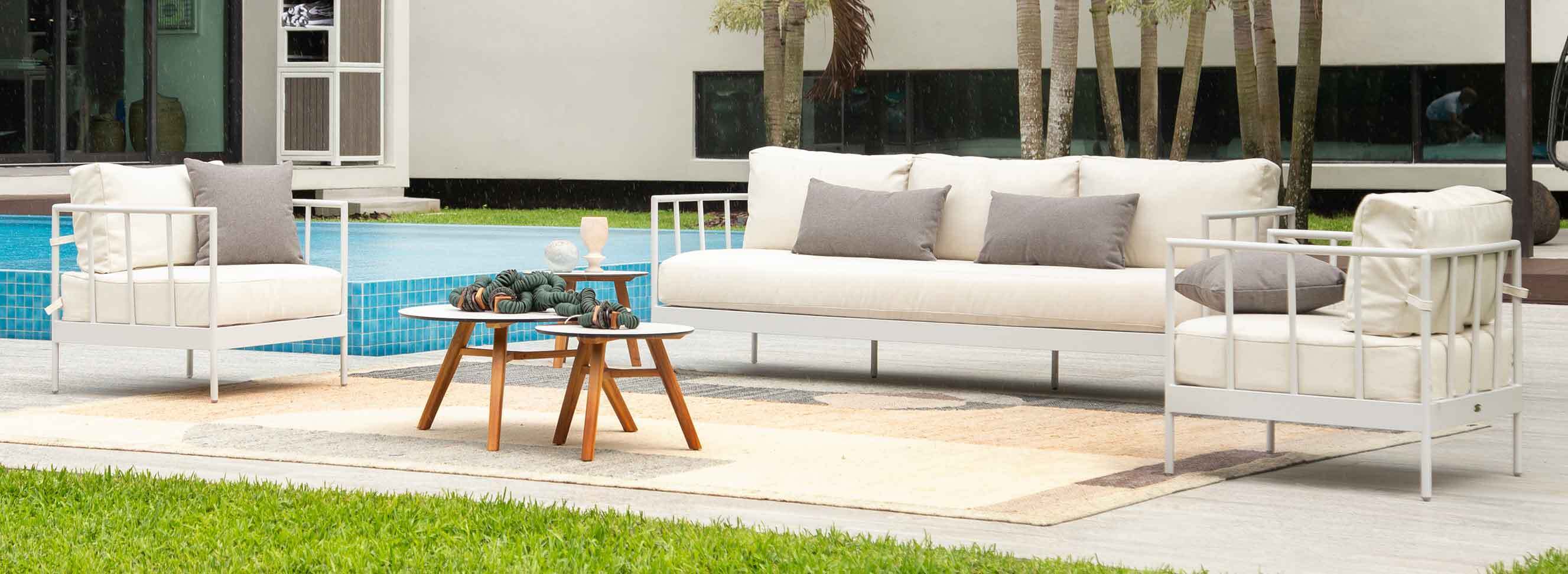 Kannoa Sofas and Loveseats for the Outdoors