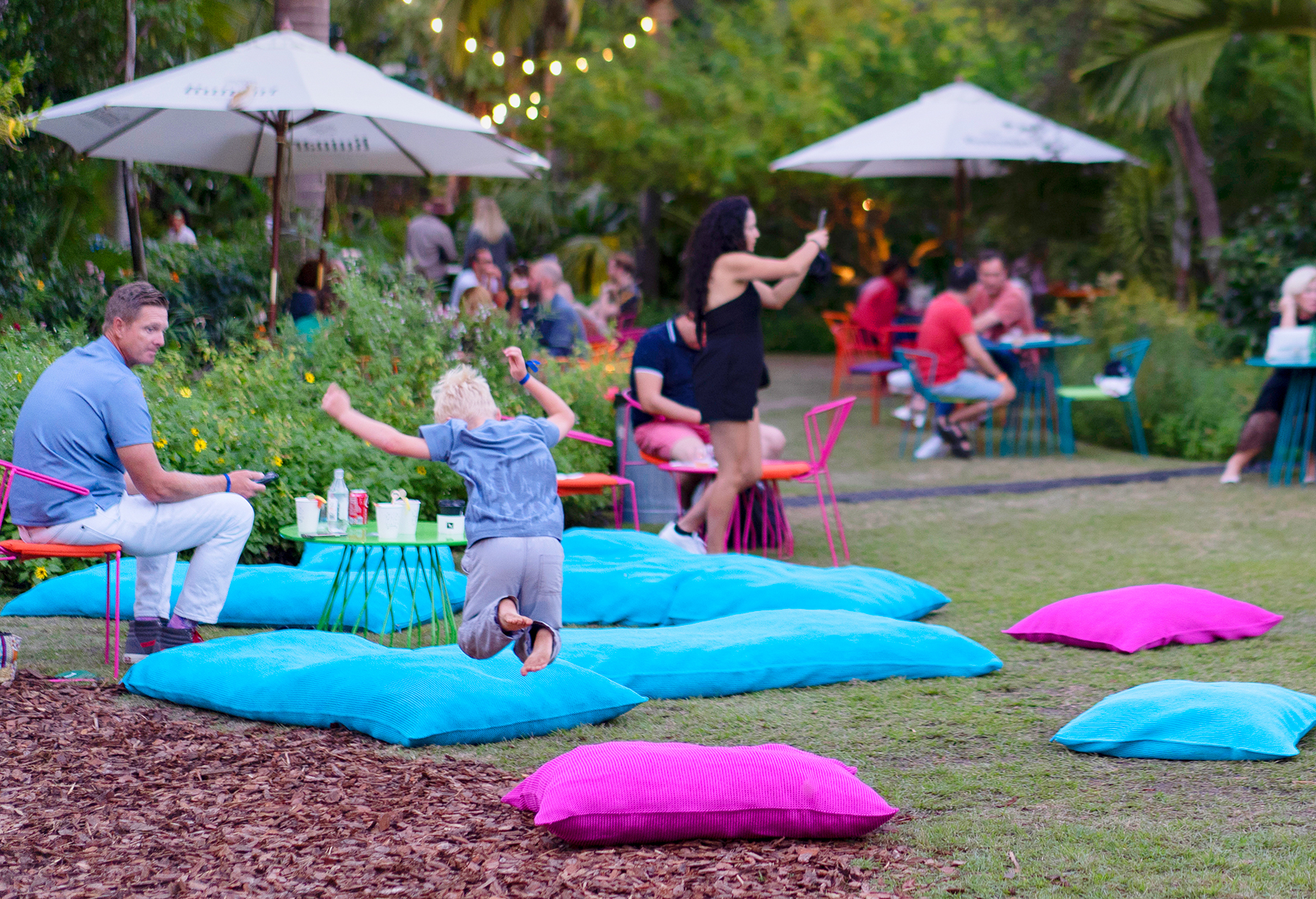 SACCO outdoor pillows by Kannoa - Outdoor Commercial Grade Pillows designed for Commercial, Hospitality and Residential Settings