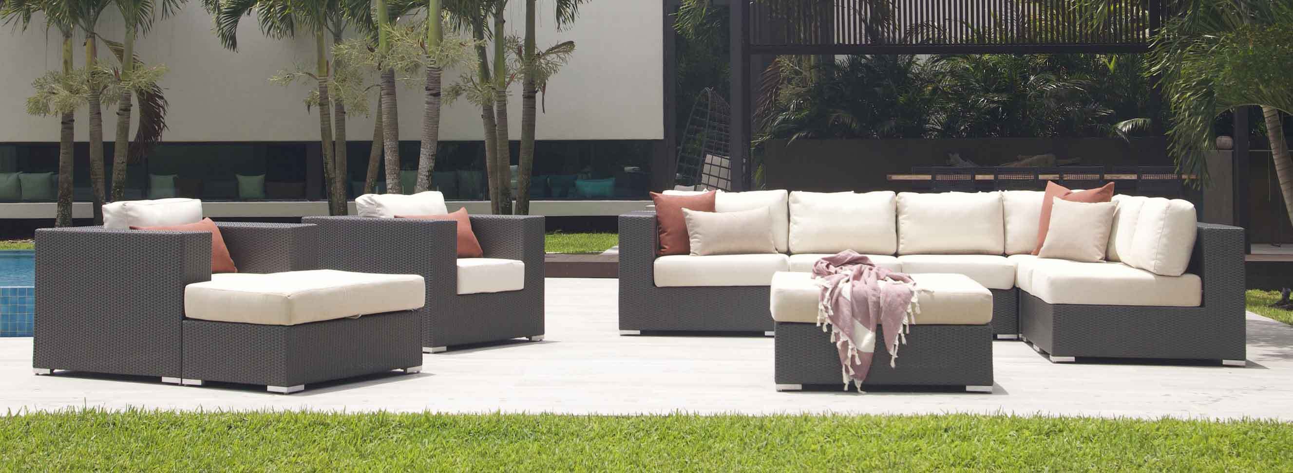 Kannoa Seating for the Outdoors