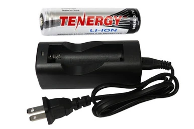 Li-Ion Charger (Single Slot) + 18650 Tenergy 3.6V Lithium Ion Battery (2600 mAh) w/ PCB