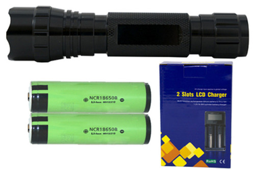 Tactical Cree XM-L2 LED - 900 Lumens Flashlight (S03) + 2 x 18650 3400mAh Rechargeable Battery + Charger