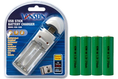 AA / AAA USB Charger + 4 AA NiMH Batteries (2700 mAh)