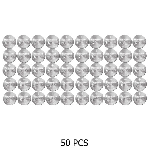 Front view of Panasonic CR3032 3V lithium coin cell battery pack