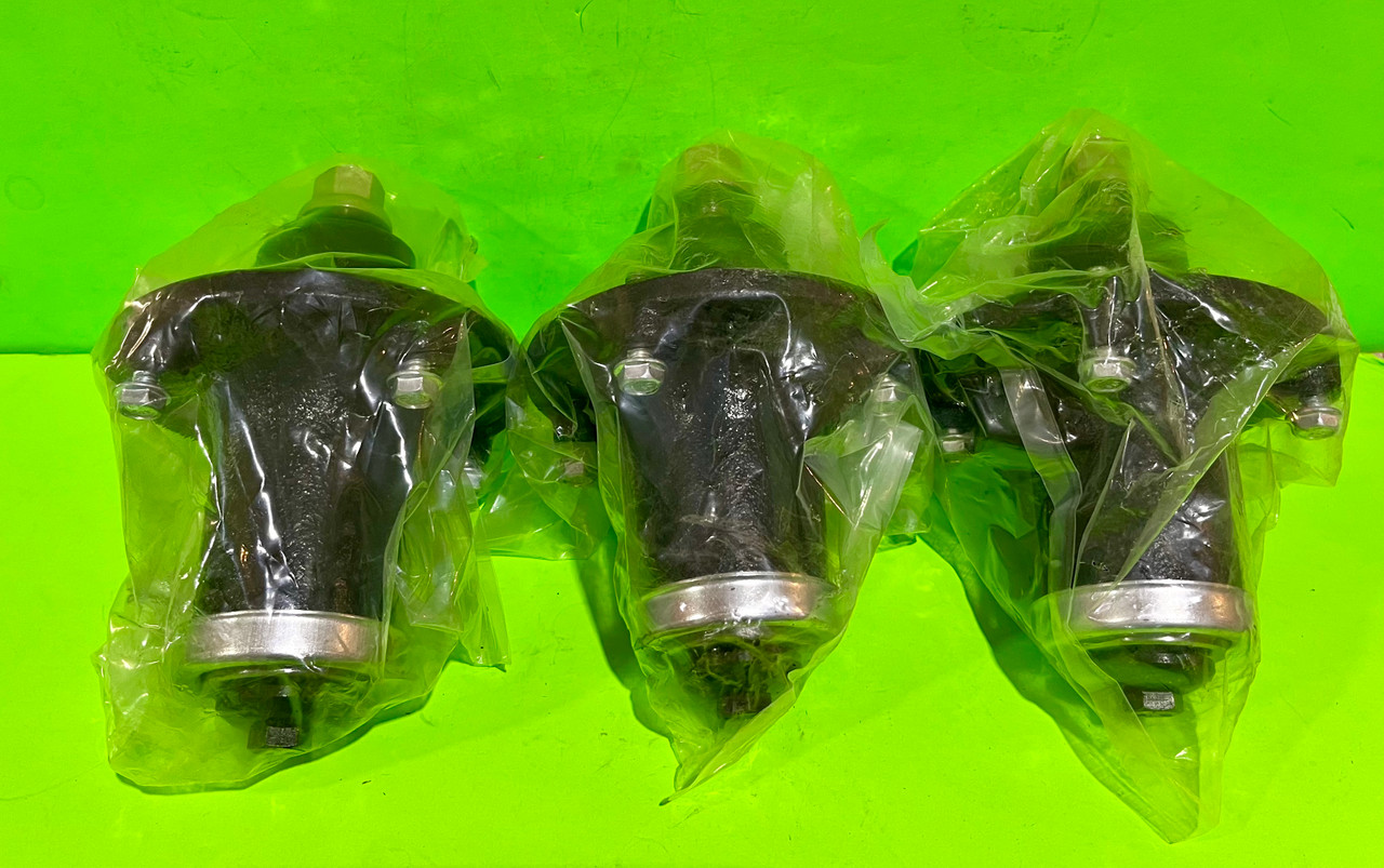 3 Pack Husqvarna Genuine OEM Spindle Assembly 539131898 M