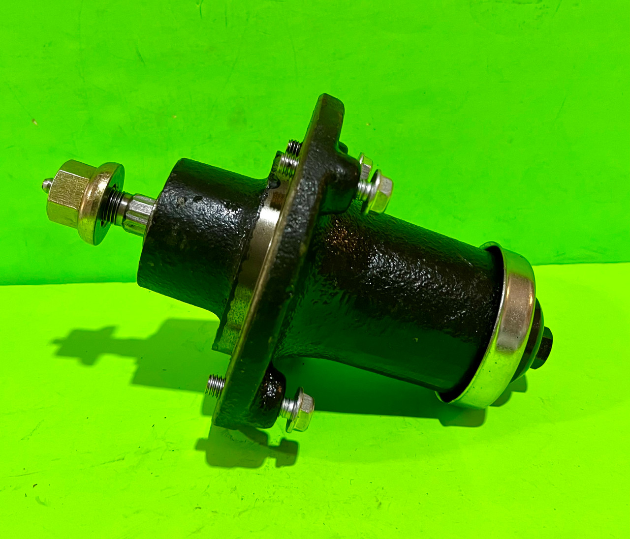 3 Pack Husqvarna Genuine OEM Spindle Assembly 539131898 M