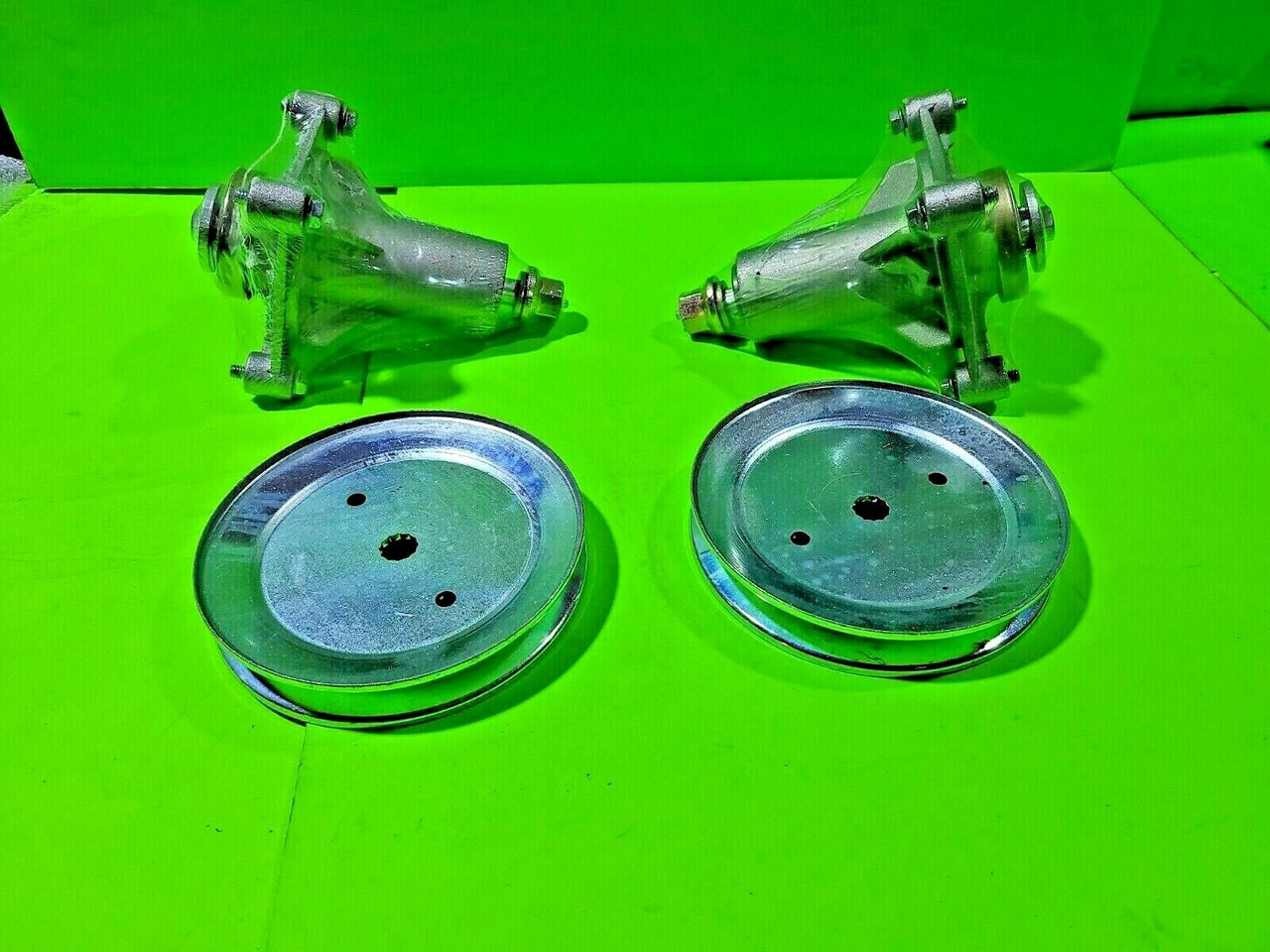 (2) Spindle Assembly 187292 w/ Pulley 153535 - 42" 48" Deck Husqvarna