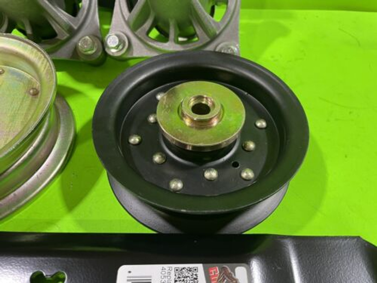 RZ4623 46" DECK REBUILD KIT: SPINDLES BELT BLADES PULLEYS