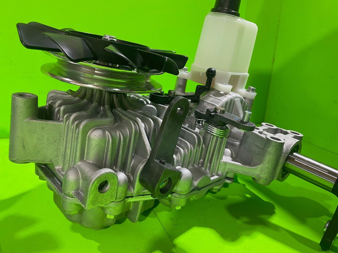 John Deere ZTrak Z525E Z540 LH & RH Transaxles MIA12728 MIA12729