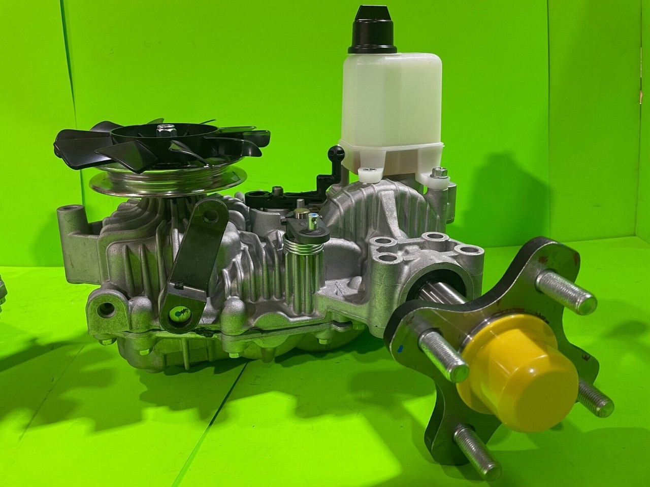 John Deere ZTrak Z525E Z540 LH & RH Transaxles MIA12728