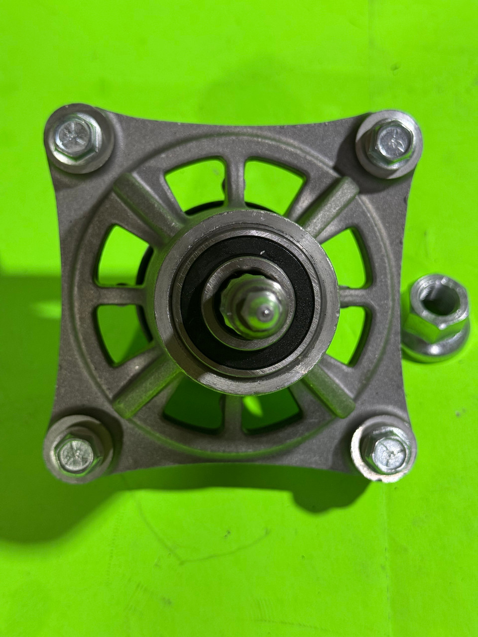 Husqvarna Z142 Deck Rebuild Kit – Gator Blades, Spindles, Belt & Pulleys