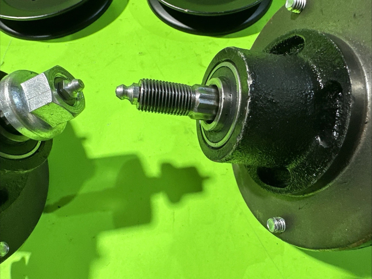 Deck Spindle and Pulley for Husqvarna 48 52 61 Inch Deck 539112170 532173436 3 Pack