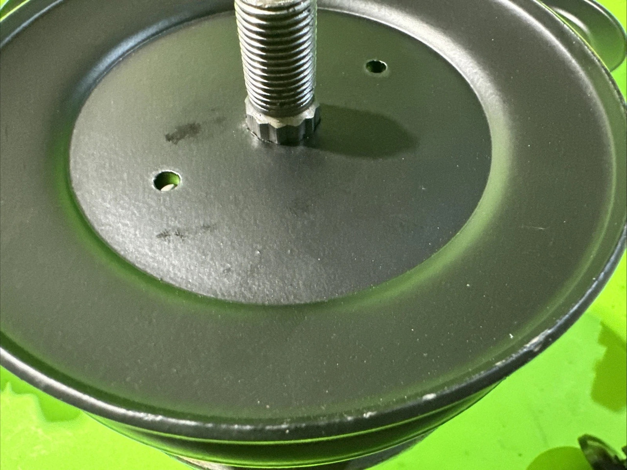 Deck Spindle and Pulley for Husqvarna 48 52 61 Inch Deck 539112170 532173436 3 Pack