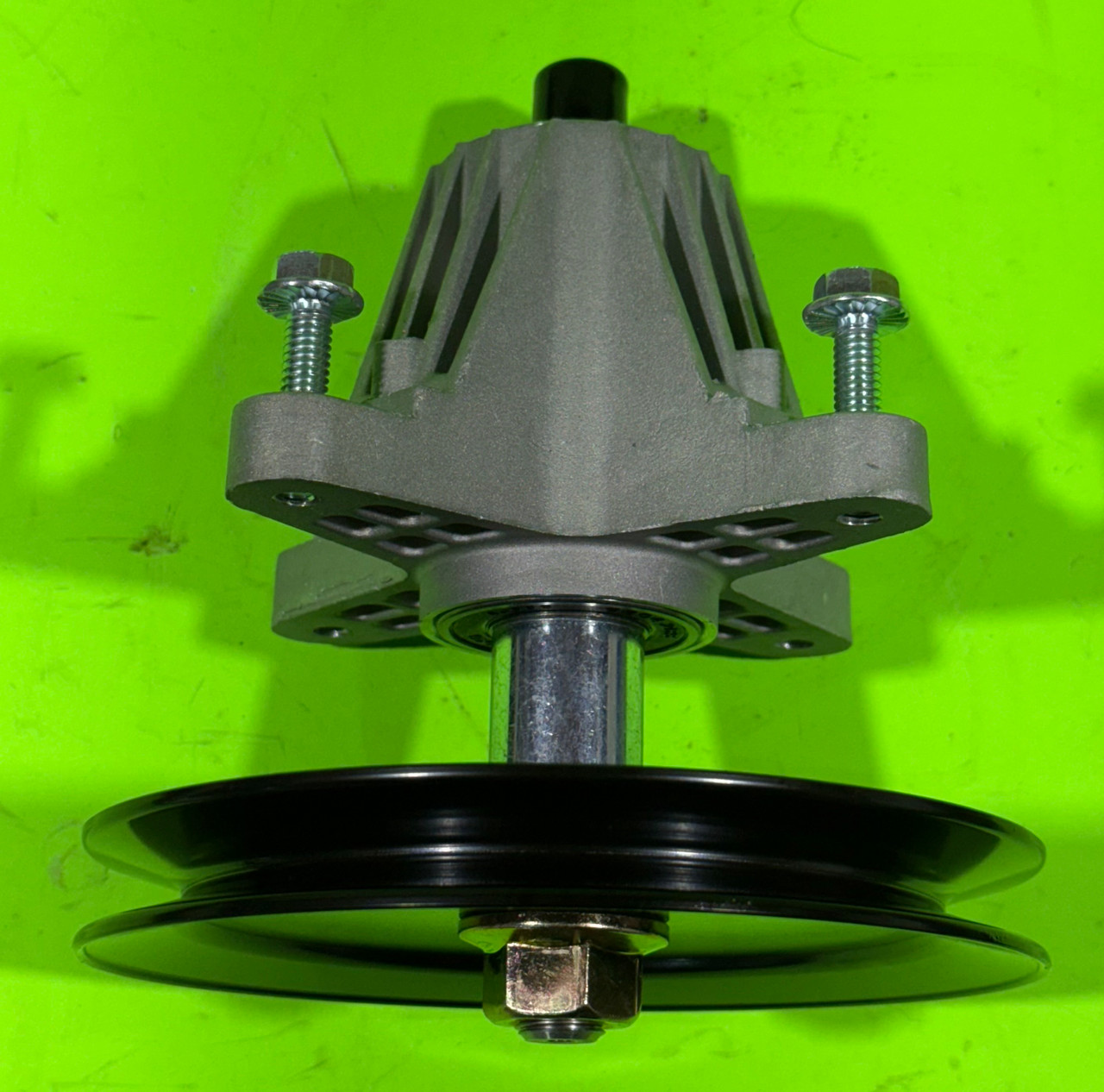 Spindle Assembly for MTD Troy-Bilt 46" Deck 918-06989 618-06989 T1600 LT4600