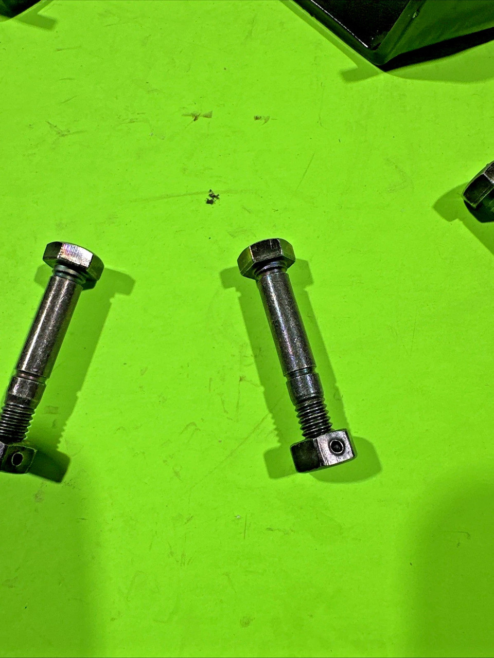 NEW Skid Shoes Includes Shear Pins Repl 2459900 01028600 02459951 02483851