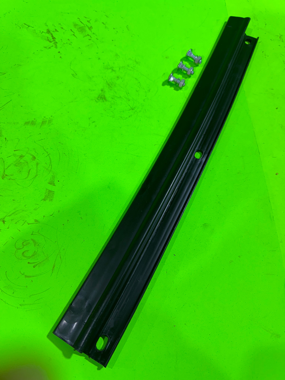 NEW Scraper Bar For Toro CCR2400 W/Bolts