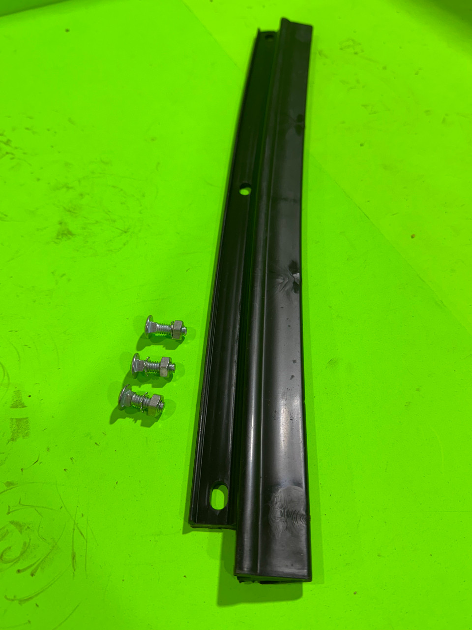 NEW Scraper Bar For Toro CCR2400 W/Bolts