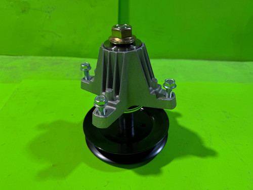 3 PACK SPINDLE ASSEMBLY FITS MTD FITS CUB CADET 54" DECK 618-06978 918-06978