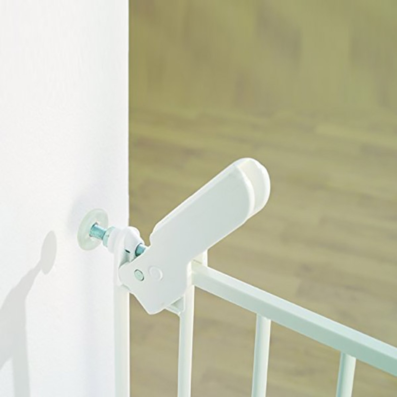 Narrow pressure deals fit baby gate