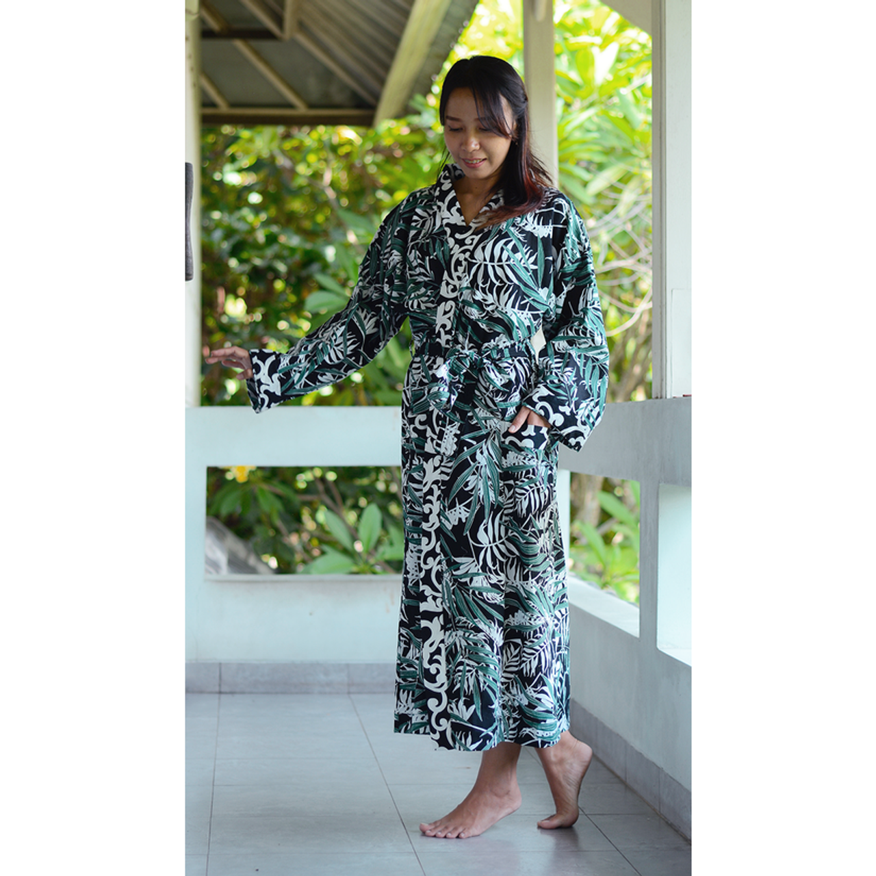 Rambling Rose Dressing Gown – Gabrielle Parker