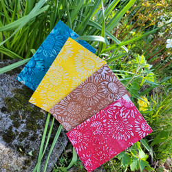 Fair trade hand made paper sunflower batik greeting card from Bangladesh