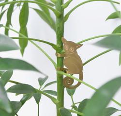 Fair trade brass bush baby houseplant decoration from China