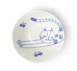 Fair trade stoneware stretching kitty rice bowl from Japan