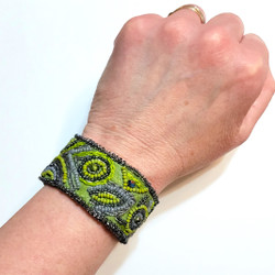 Fair trade beaded satin bracelet from Guatemala