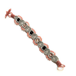 Fair trade knotted bead bracelet from Guatemala