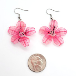 Fair trade hand woven crin horsehair daisy flower dangle earrings from Chile