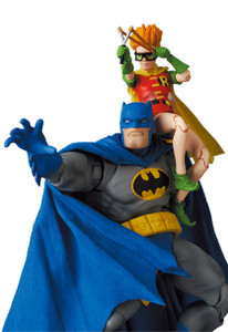 Mafex 139 Batman and Robin (TDKR)