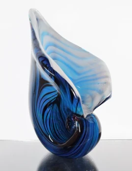 GLASS VASE BLUE G323-58