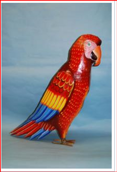 MTL STANDING MACAW 29H 33502-11